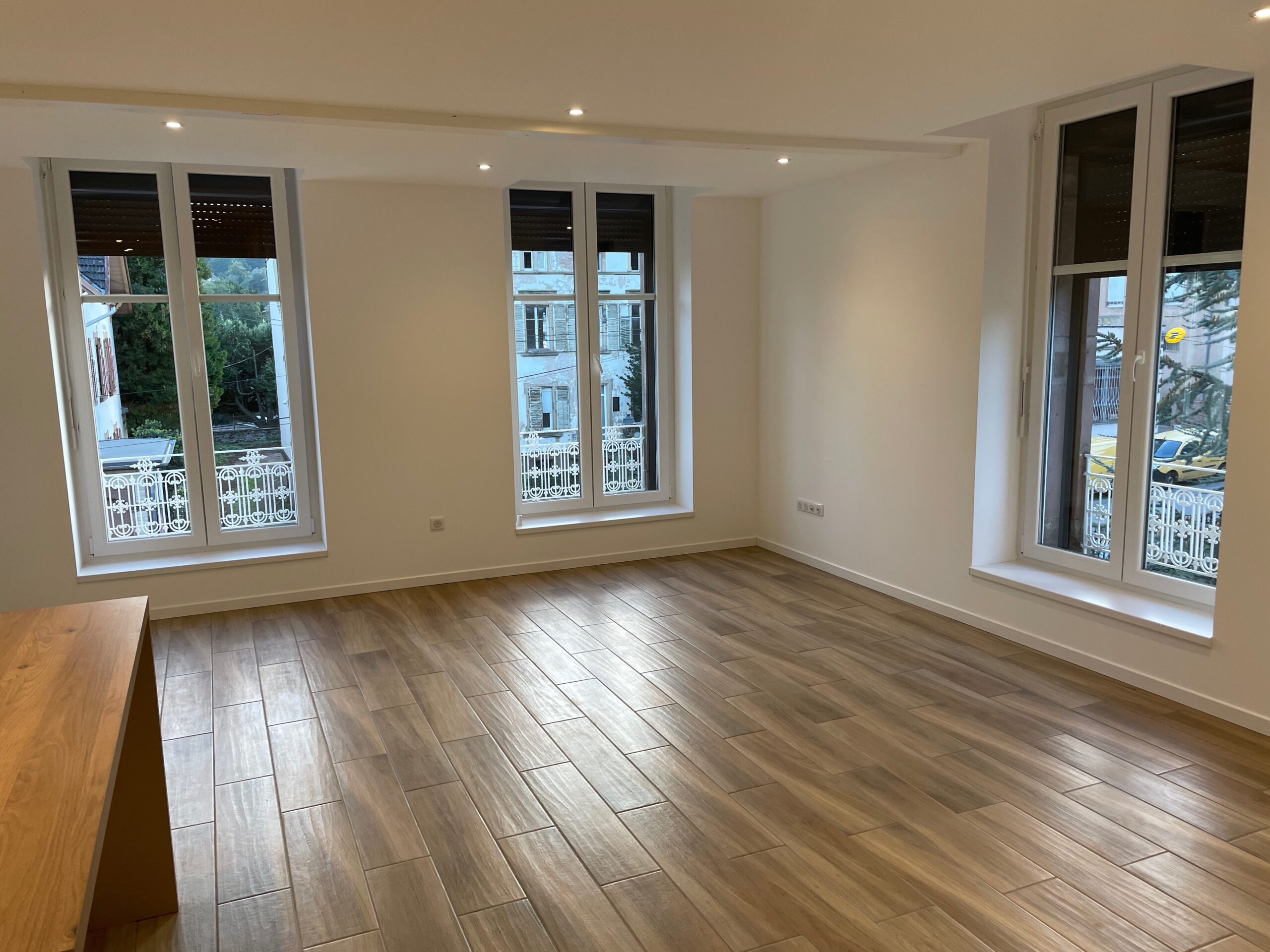 Les différences entre un parquet stratifié classique et les sols LVT